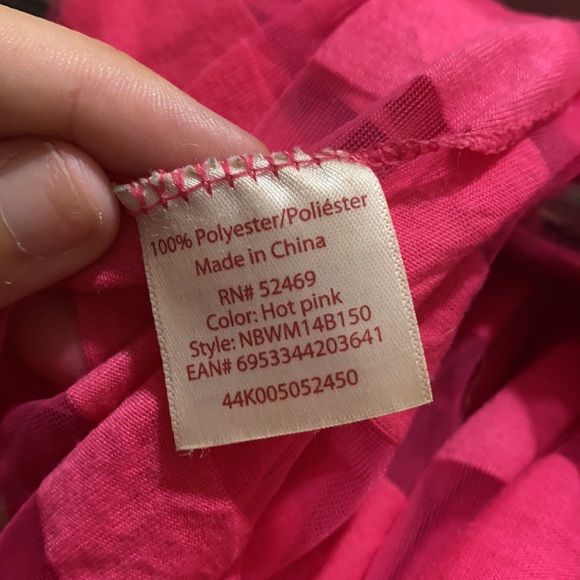 Pink fabric, and mesh, Infinity scarf. - Picture 4 of 4